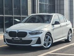 宝马1系 2021款 120i M运动曜夜版