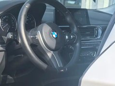 宝马1系 2021款 120i M运动曜夜版