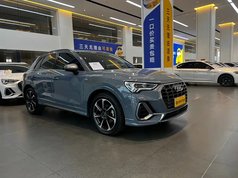 奥迪Q3 2022款 40 TFSI 时尚动感型