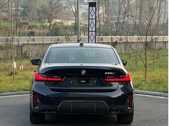 宝马3系 2023款 325i M运动曜夜套装