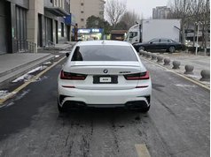 宝马3系 2022款 325i M运动曜夜套装