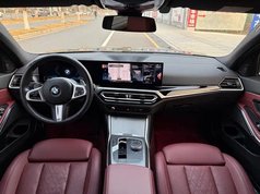 宝马3系 2023款 325i M运动曜夜套装