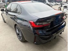 宝马3系 2025款 330Li M运动曜夜套装