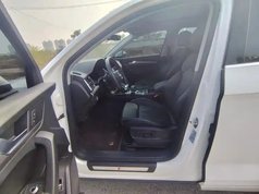 奥迪Q5L 2022款 改款 40T 豪华动感型