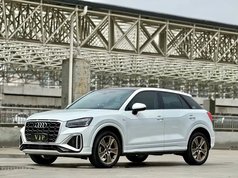 奥迪Q2L 2022款 35 TFSI 时尚动感型