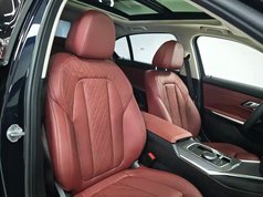 宝马3系 2025款 330Li M运动曜夜套装