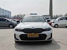 宝马3系 2024款 325i M运动曜夜套装