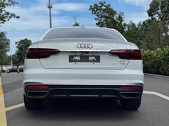 奥迪A4L 2022款 40 TFSI 时尚动感型