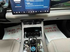 汉 2025款 EV 智驾版 701KM激光雷达旗舰型
