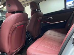 宝马3系 2025款 330Li M运动曜夜套装