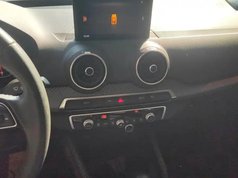 奥迪Q2L 2021款 35 TFSI 时尚致雅型