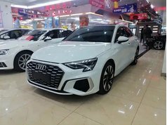 奥迪A3 2023款 A3L Limousine 35 TFSI 时尚运动型