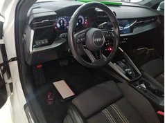 奥迪A3 2023款 A3L Limousine 35 TFSI 时尚运动型