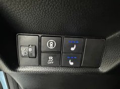 LIFE 2021款 1.5L CVT CRO-SS灵趣版