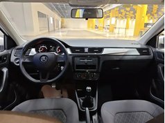 昕锐 2019款 改款 1.5L 手动入门版 国VI