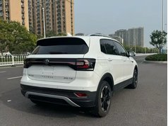 探影 2023款 200TSI DSG 悦智联版
