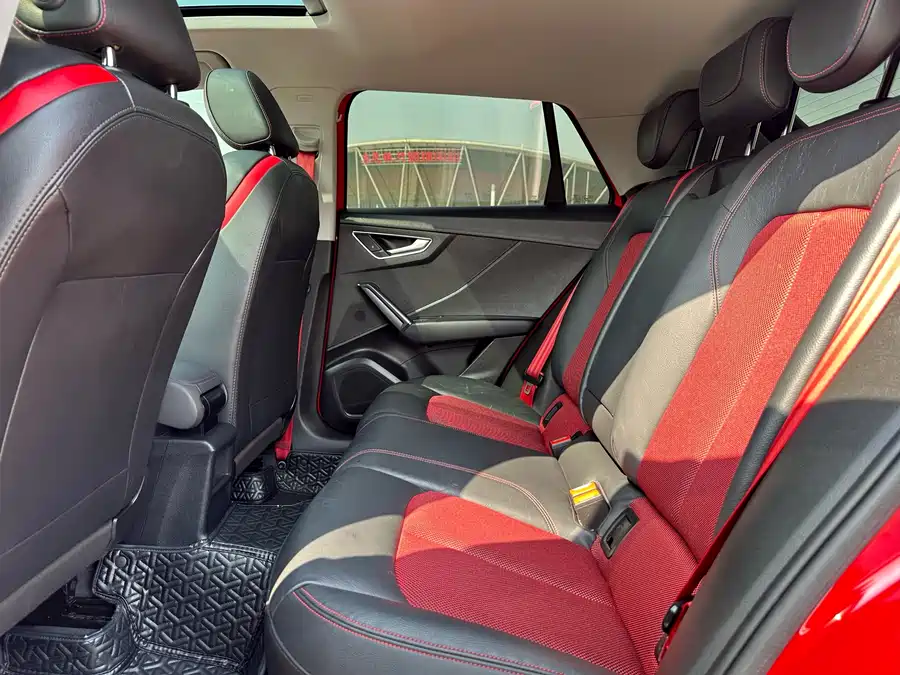 Audi Q2L, 2022 — фото 5