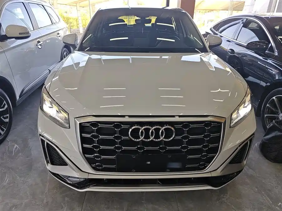 Audi Q2L, 2022 — фото 2