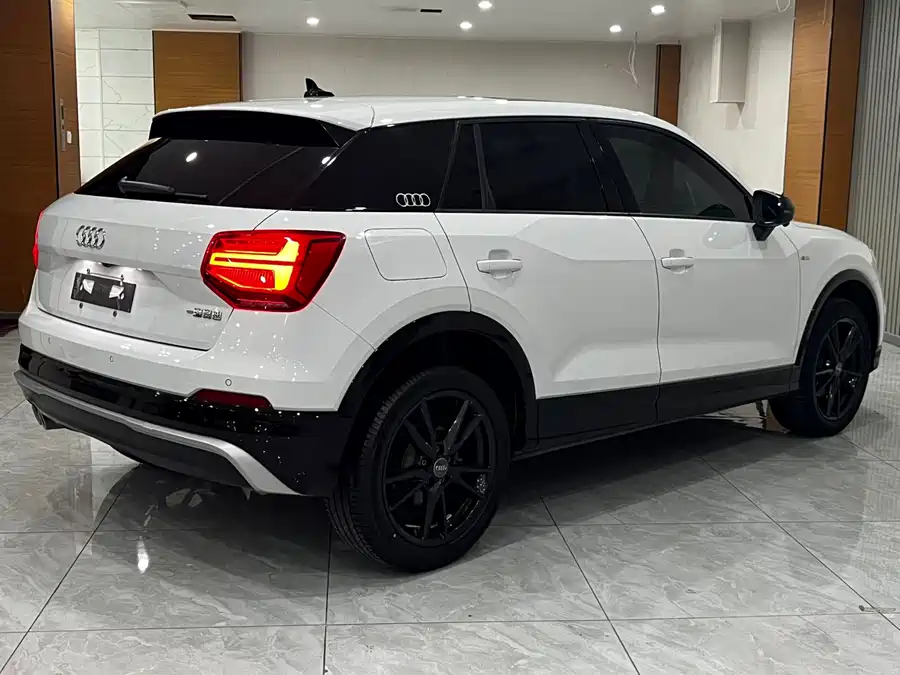 Audi Q2L, 2021 — фото 4