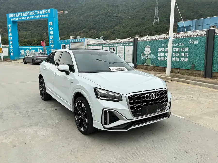 Audi Q2L, 2022 — фото 3