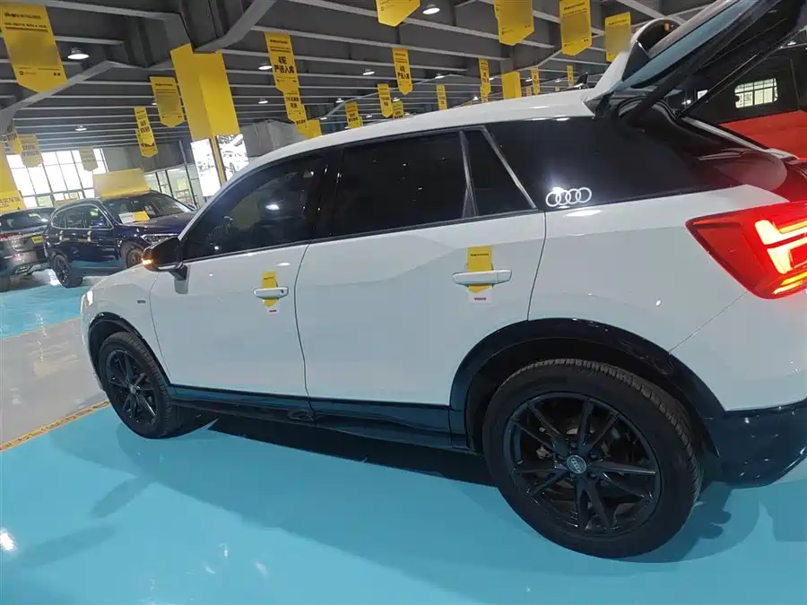 Audi Q2L, 2021 — фото 4