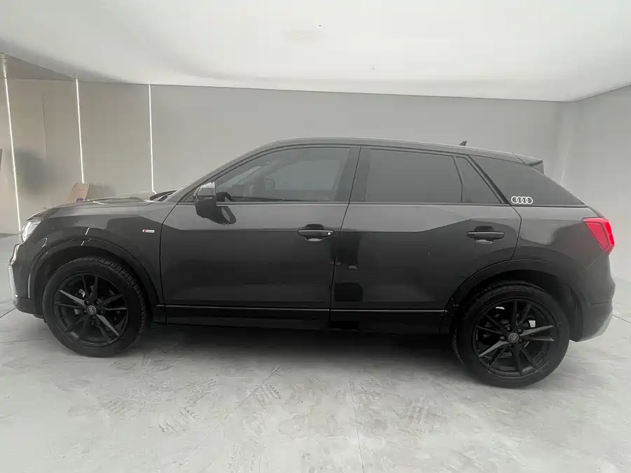 Audi Q2L, 2021 — фото 4