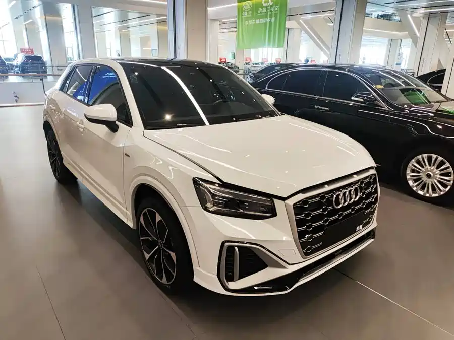 Audi Q2L, 2022 — фото 2