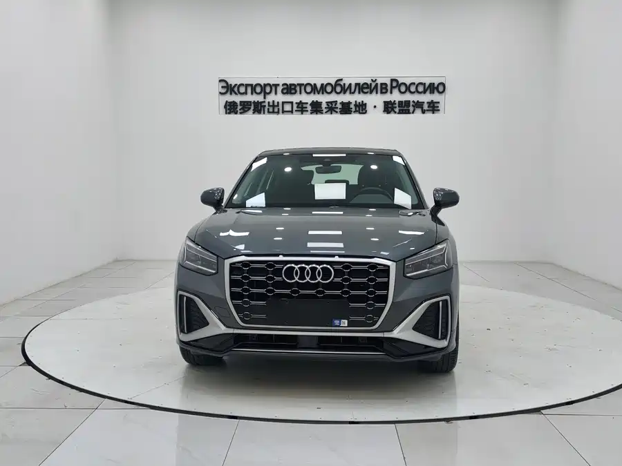 Audi Q2L, 2022 — фото 2