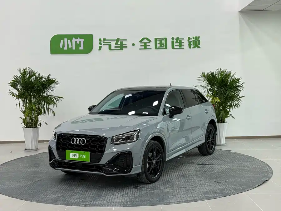 Audi Q2L, 2022