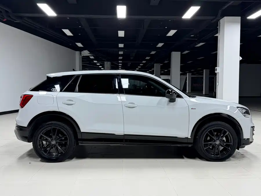 Audi Q2L, 2021 — фото 4