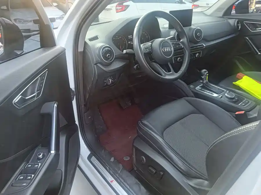 Audi Q2L, 2021 — фото 4