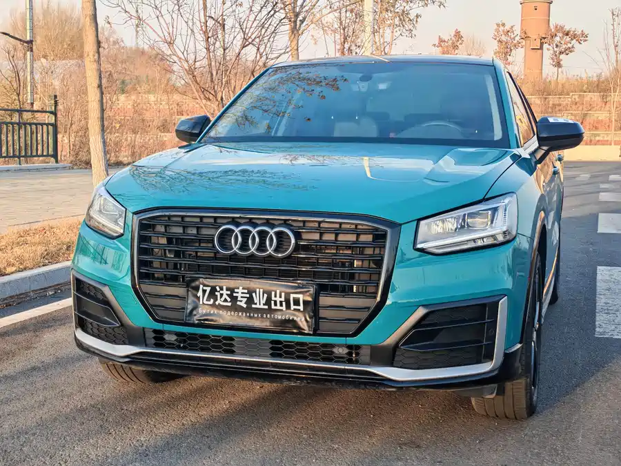 Audi Q2L, 2021