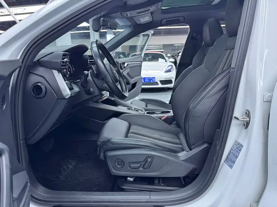 Audi A3, 2023 — фото 4