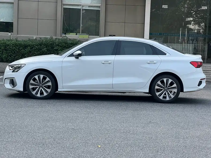 Audi A3, 2021 — фото 2