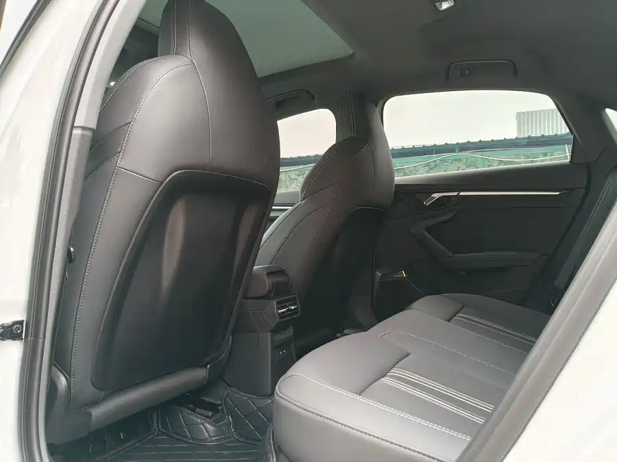 Audi A3, 2023 — фото 5