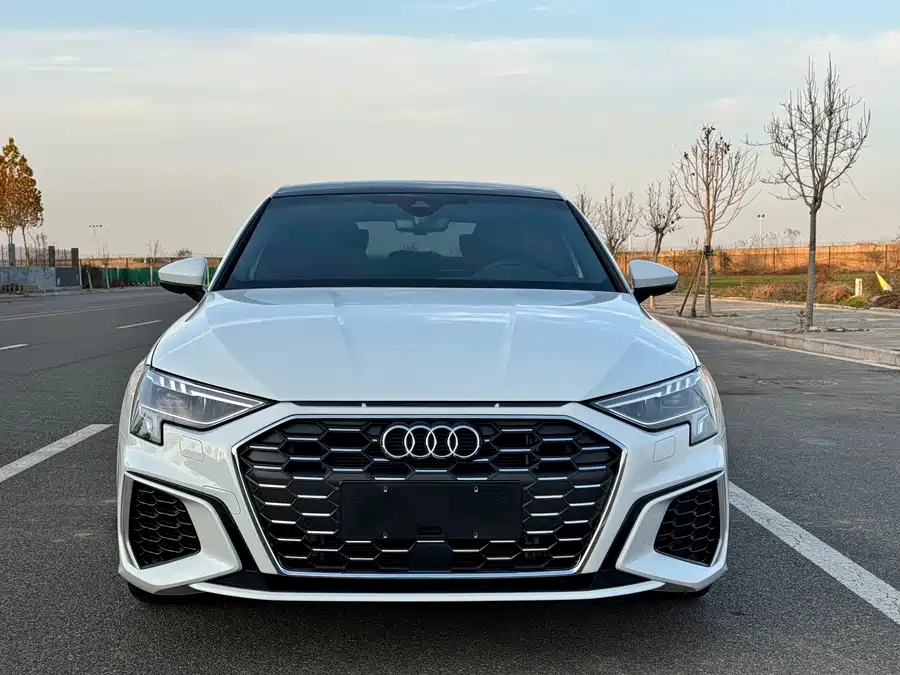 Audi A3, 2022 — фото 2