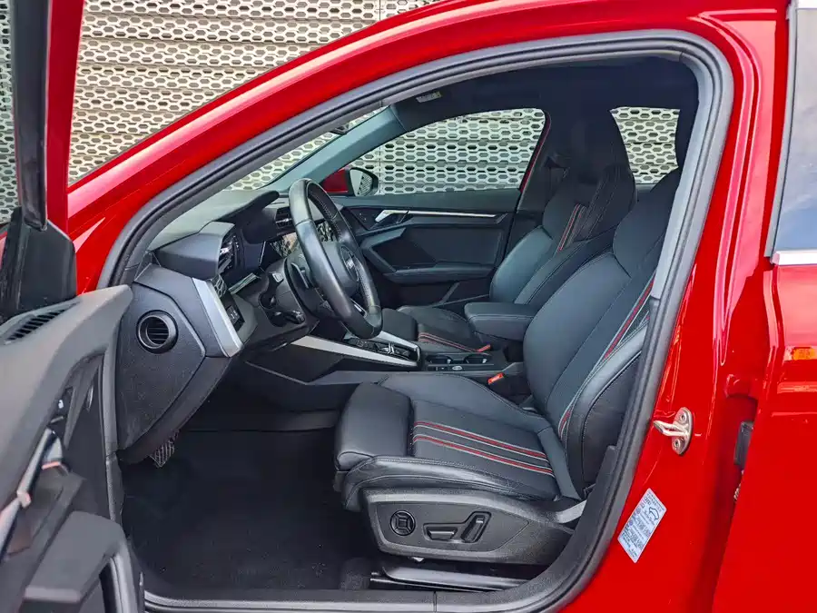 Audi A3, 2022 — фото 5