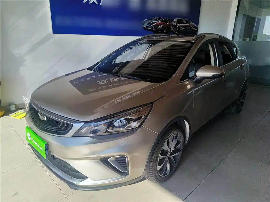 Geely Emgrand GS, 2021