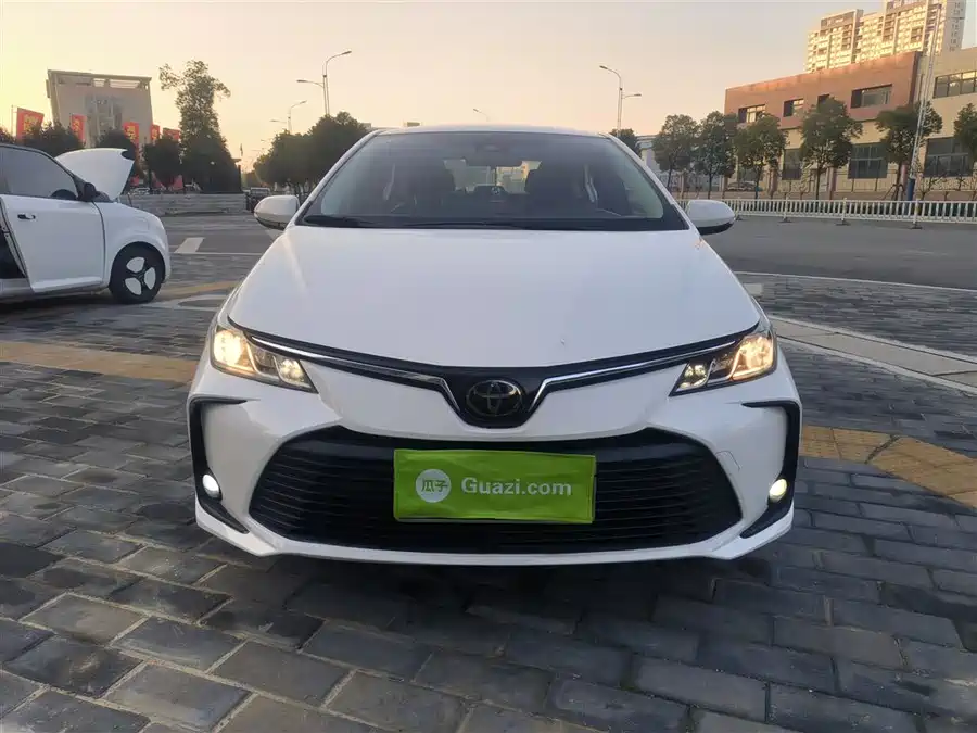 Toyota Corolla, 2021 — фото 2