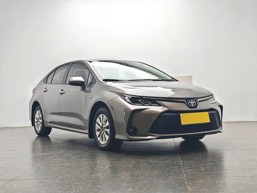 Toyota Corolla, 2022 — фото 2