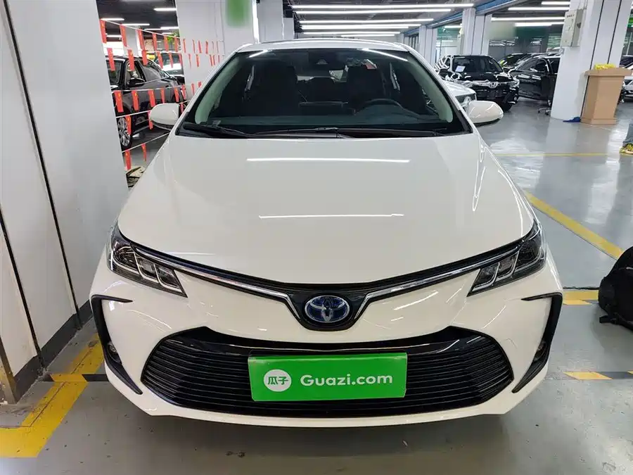 Toyota Corolla, 2023 — фото 2