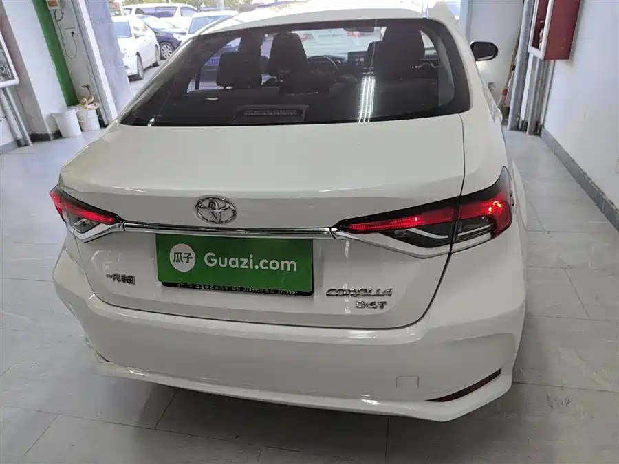 Toyota Corolla, 2022 — фото 5