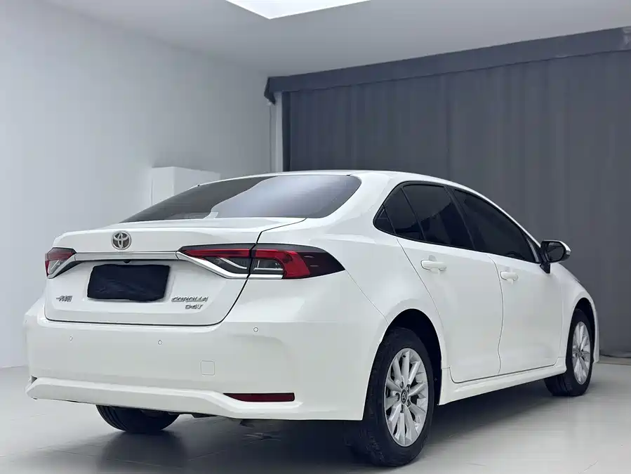 Toyota Corolla, 2021 — фото 5