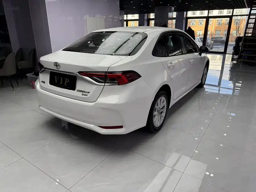 Toyota Corolla, 2021 — фото 4