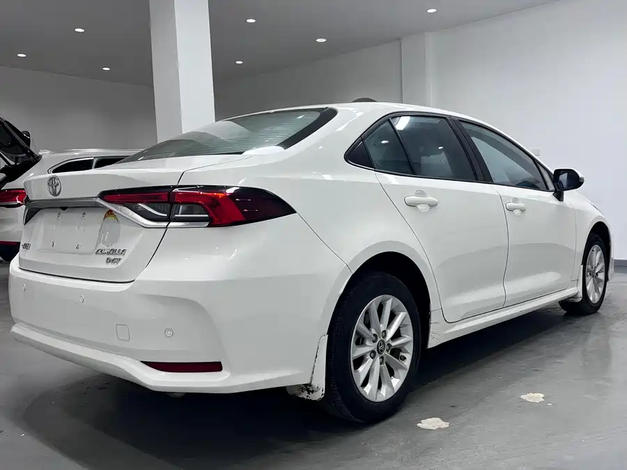 Toyota Corolla, 2021 — фото 4