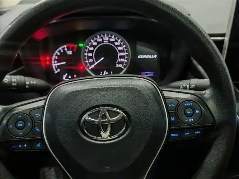 Toyota Corolla, 2022 — фото 5