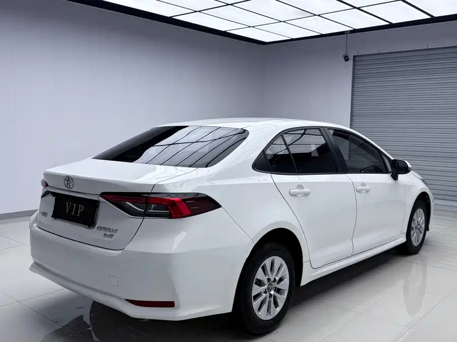 Toyota Corolla, 2021 — фото 4