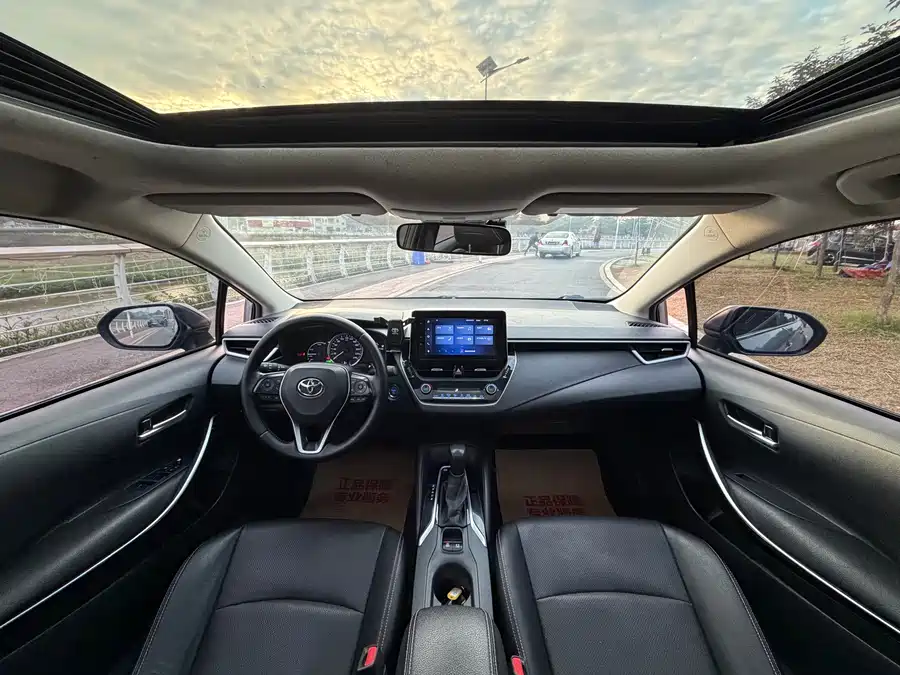 Toyota Corolla, 2021 — фото 4