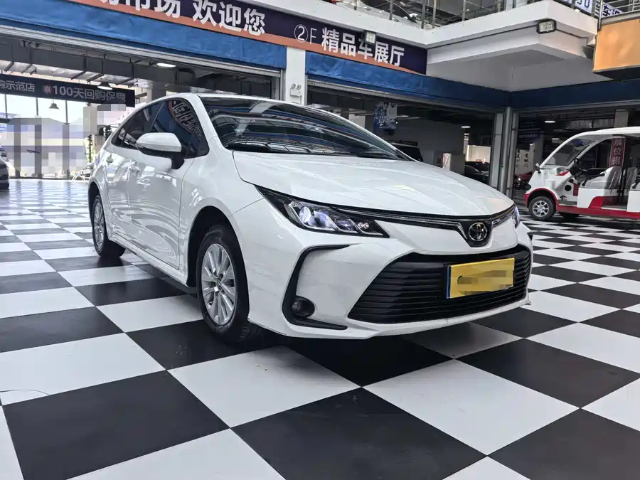 Toyota Corolla, 2023 — фото 3