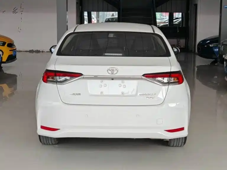 Toyota Corolla, 2022 — фото 5